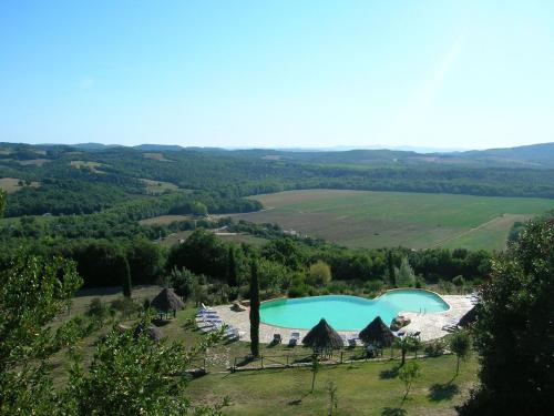 Lovely Farmhouse in Monticiano with Garden