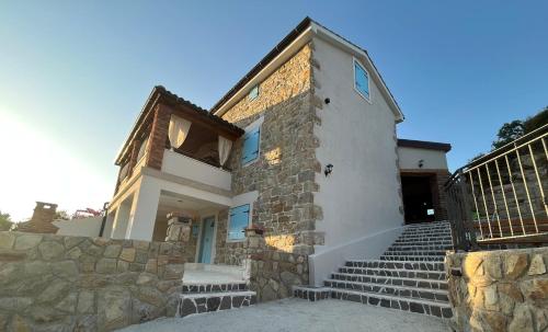 Villa Copun with heated pool