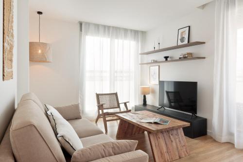 Olala Port Forum Apartments Room Type - Superior Apartment with Balcony