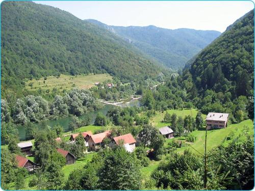 Tranquil Holiday Home in Kvarner near Kupa River