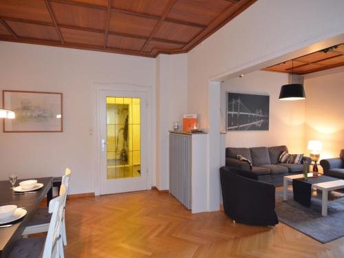 B&B Bad Pyrmont - Spacious apartment in Weser Uplands with garden - Bed and Breakfast Bad Pyrmont