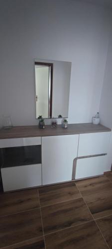 Modern and cosy with panorama view Modern and cosy with panorama view