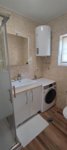 Modern and cosy with panorama view Modern and cosy with panorama view