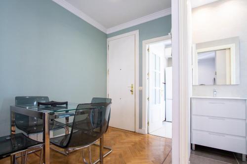 Apartamentos Dali Madrid – Madrid, NC