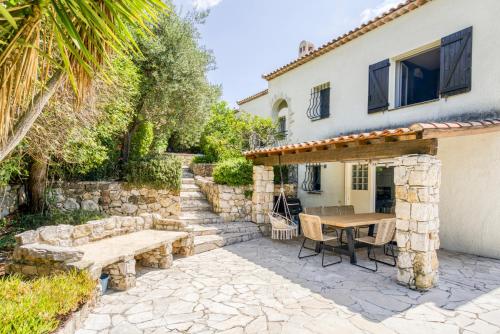 Belle villa au calme avec piscine