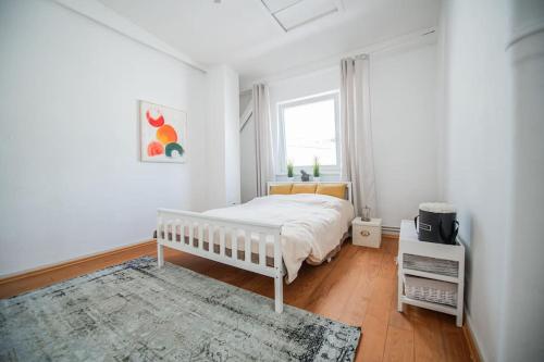 150qm LOFT, Tischtennis, Dart, Tischkicker, Hamburg (photo 2)