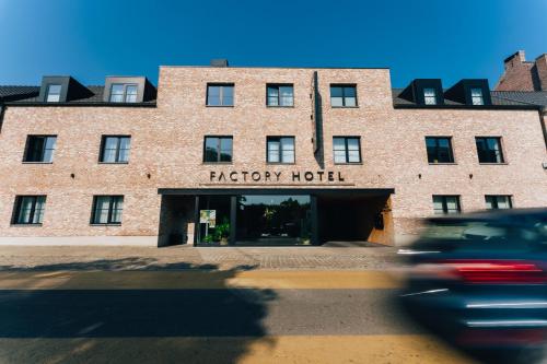 Factory Hotel - Hôtel - Beveren