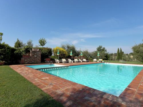 Modern Holiday Home in Foiano della Chiana with Pool - Foiano della Chiana