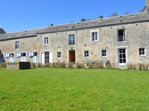 Cosy Cottage in Barvaux Condroz with Garden