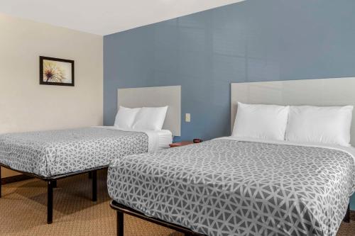 WoodSpring Suites Raleigh Garner