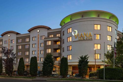 . Viana Hotel and Spa, Trademark Collection by Wyndham
