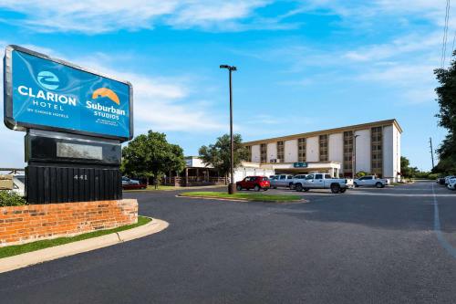 Clarion Hotel San Angelo near Convention Center