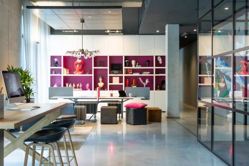 Moxy Frankfurt Airport - image 4