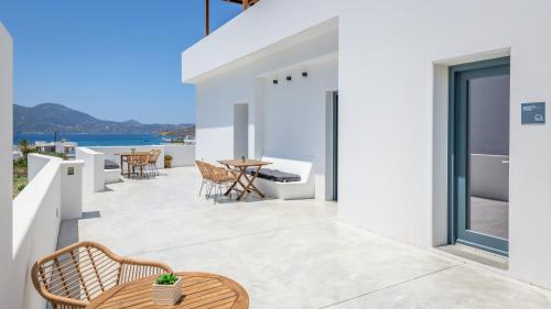 Buitenkant, Hotel Ippocampos Studios in Milos Island