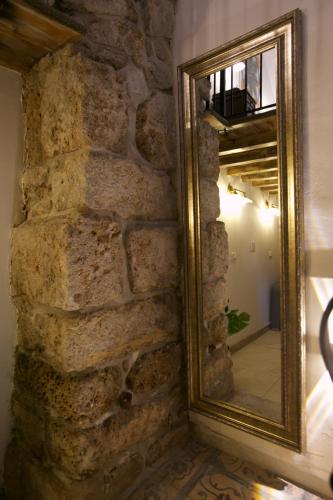 Templars suite in Akas