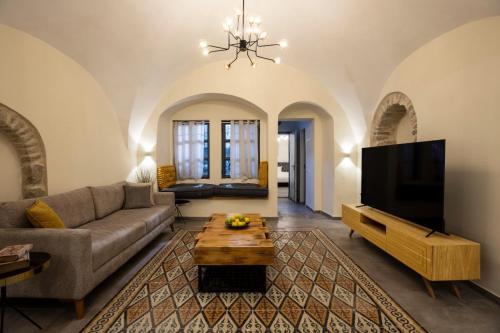 Machane Yehuda Houses