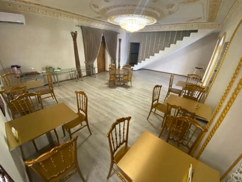 Restaurant, HOTEL UZBEGIM in Urgench