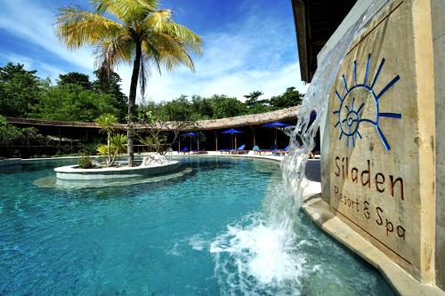 . Siladen Resort & Spa