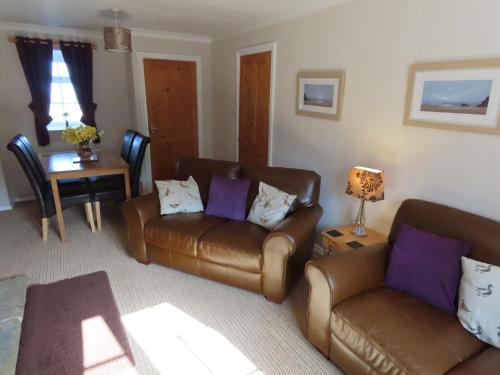 Smugglers Cove Cottage - image 6