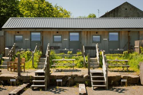 Viesnīcas āriene, Daisy Bank Camp in Blackshaw