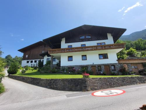 Bergbauernhof-Grinzens in Grinzens, Österreich