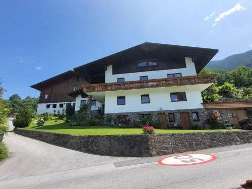 Bergbauernhof-Grinzens in Grinzens, Österreich