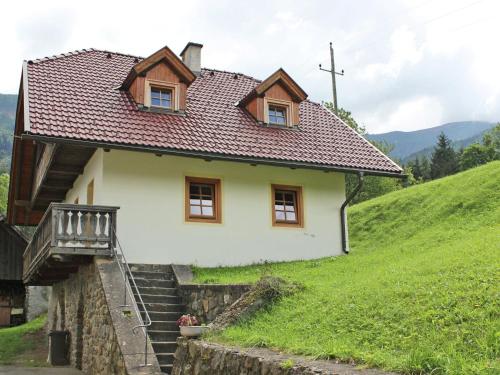  Peaceful Cottage near Ski Area in Gm nd, Pension in Gmünd in Kärnten