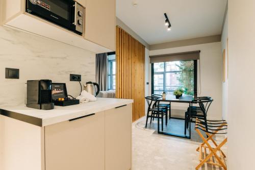 Athesense Suites