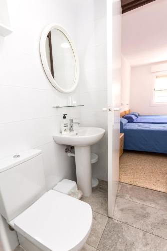 Triple Room without Terrace image 3