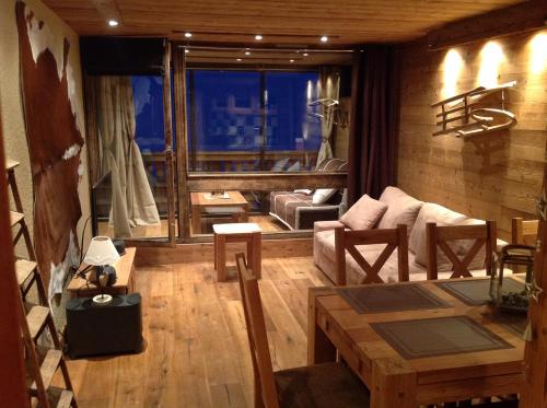 K7-SUPERBE 2 P+CABINE 8 COUCHAGES STYLE CHALET