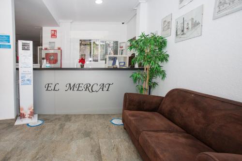 Előcsarnok, Hostal El Mercat in Villajoyosa