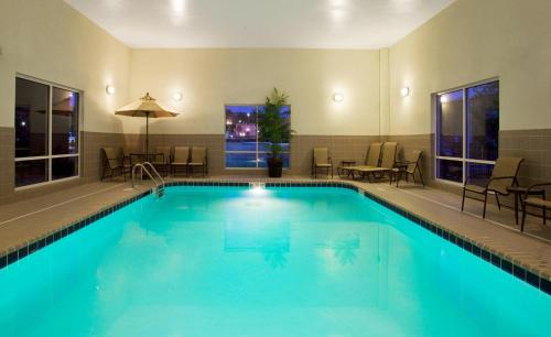 Holiday Inn Express Hotel & Suites Lake Zurich-Barrington, an IHG Hotel