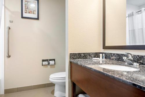 Comfort Suites Lafayette University Area