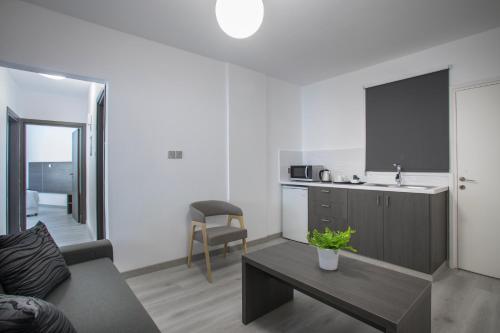 Blazer Residence - image 4