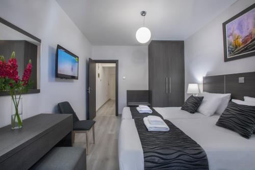 Blazer Residence - image 7