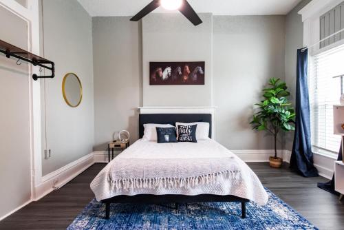 Suite near downtown Louisville, KY - Suite V in Louisville, USA