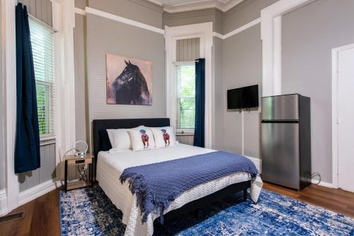 Suite near downtown Louisville, KY - Suite II Suite near downtown Louisville, KY - Suite II
