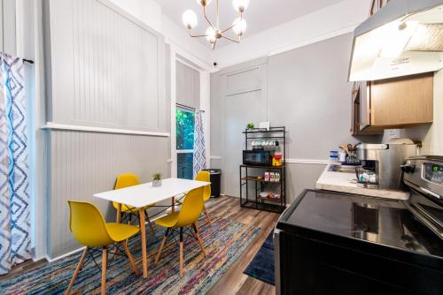 Suite near downtown Louisville, KY - Suite VIII in Louisville, USA