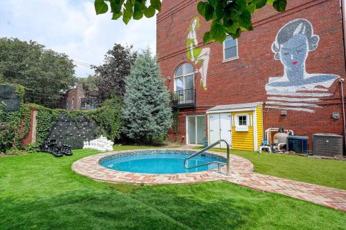 PRIVATE HEATED POOL with CITY views and GYM!