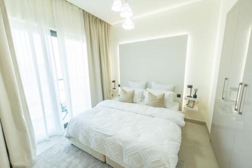 Eagles Nest !Fabulous 1 Bed Apartment! - image 3