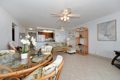 Valley Isle 905 - image 14
