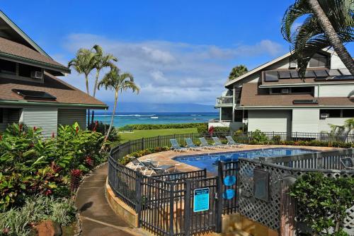 Kahana Outrigger 1A2 - Tap to explore photos