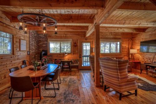 880 Harman Ave in Pagosa Springs, USA