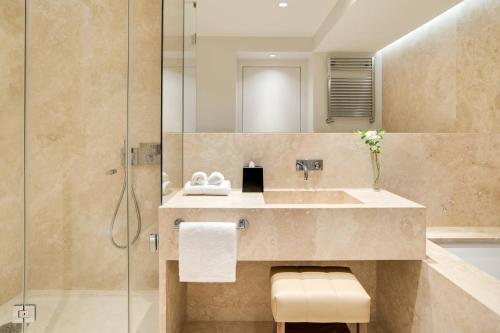 Sheraton Lake Como Hotel - image 12