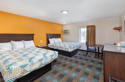 Cardinal Motel Bowling Green - image 10