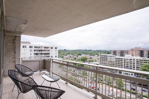 Prime Location Apartment 3BR in Crystal City in Arlington, USA