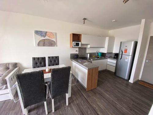 Kitchen, Departamentos Premium - Boero Rentals in Belén De Escobar