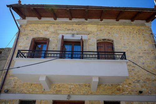  Traditional Stone Mezonete in Krousón