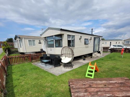 72 Holiday Resort Unity Brean Centrally Located - Resort Passes Included - Pet Stays Free