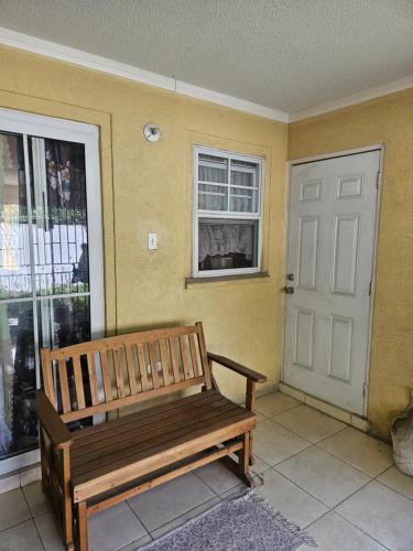 Létesítmények, JA-Spain Retreat in Spanish Town